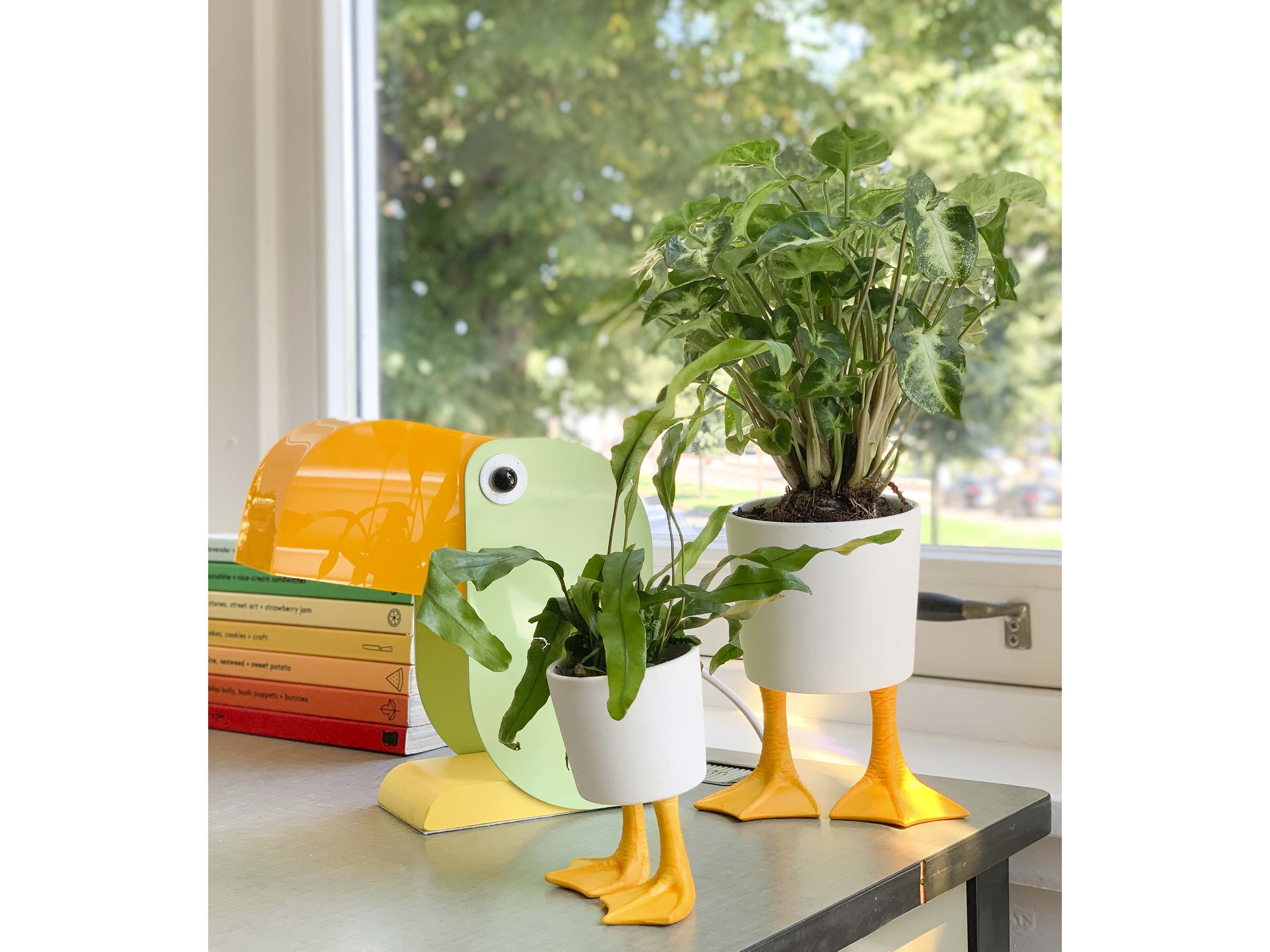 Duck Feet Planter Large – BITTEN BV